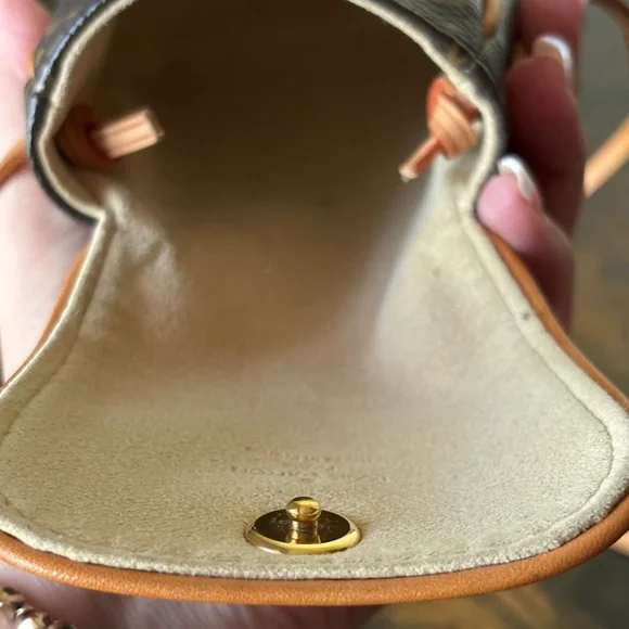 Authentic Louis Vuitton Monogram Mini Lin Pochette Cancun Crossbody Pouch - Picture 9 of 13